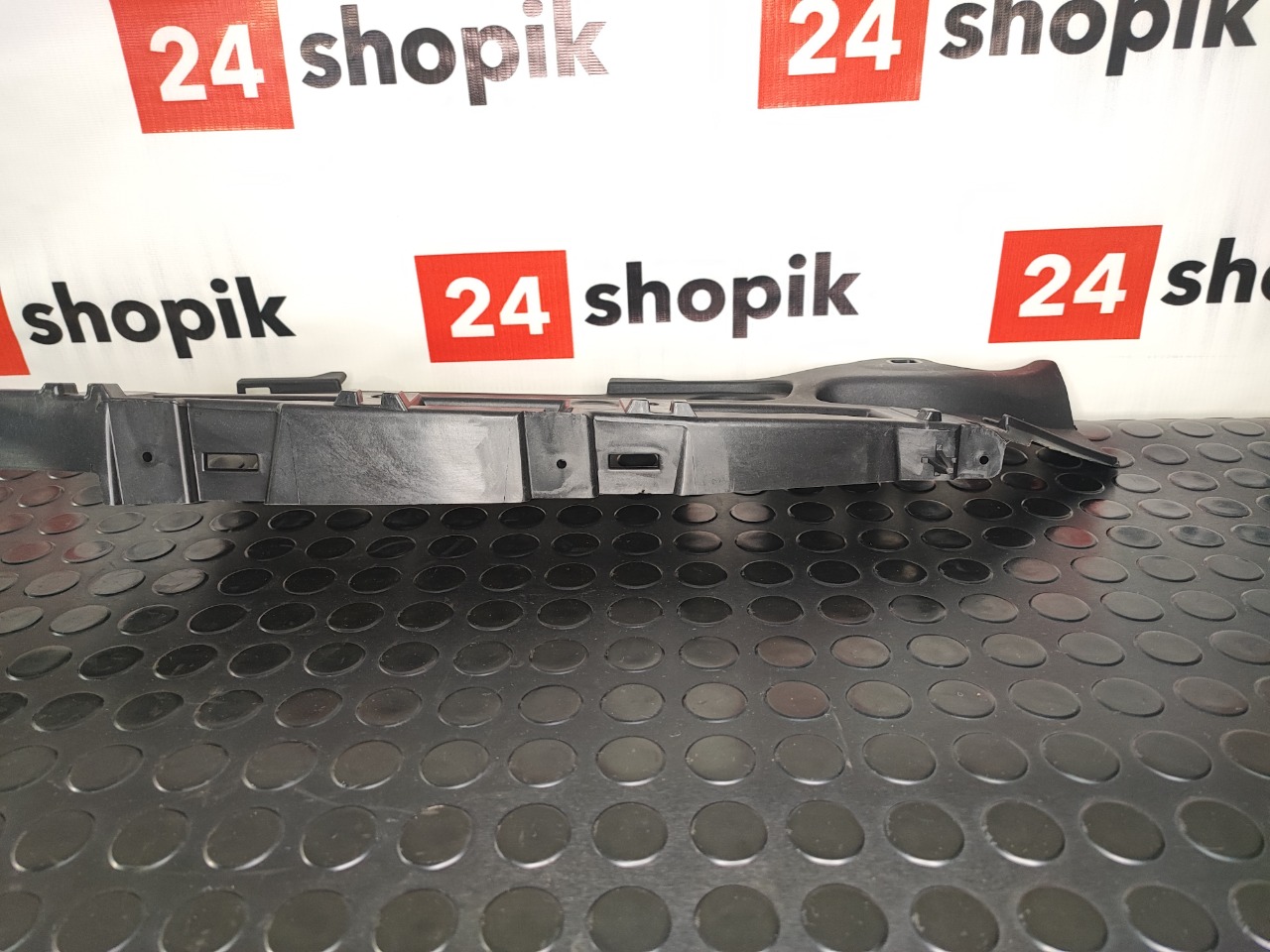 Кронштейн решетки радиатора, 4300 рублей, Красноярск