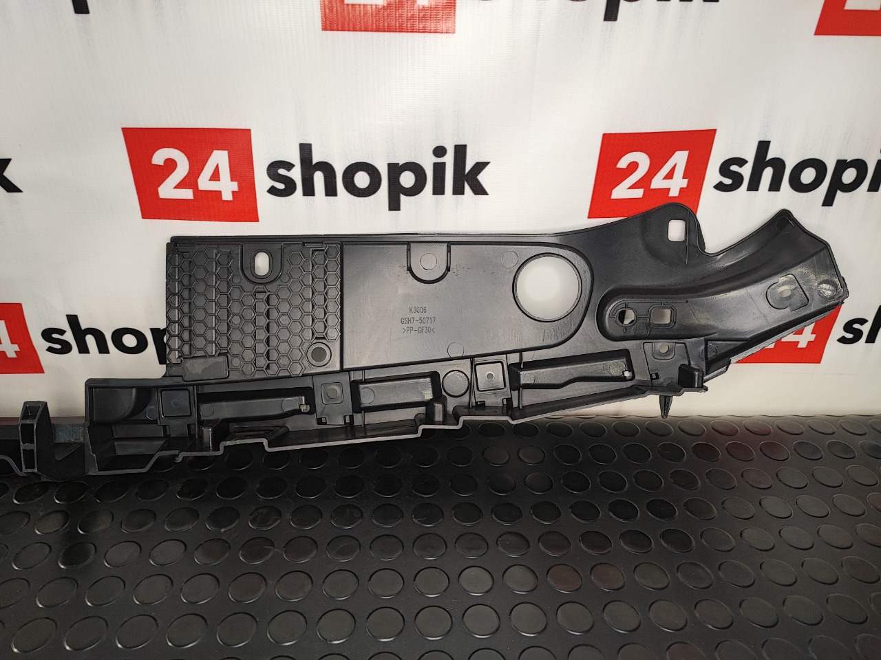 Кронштейн решетки радиатора, 4300 рублей, Красноярск