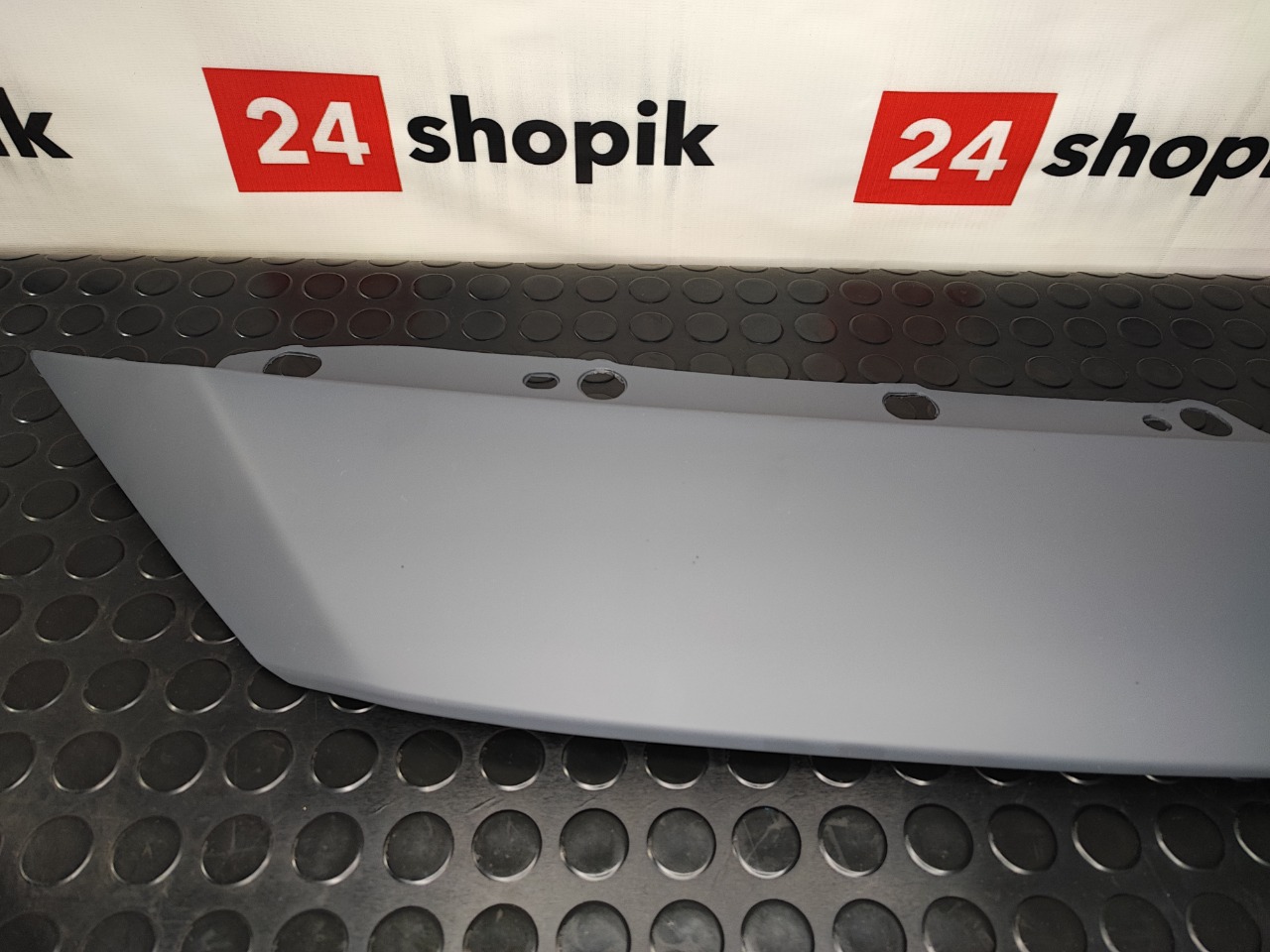 Накладка решетки радиатора, 3300 рублей, Красноярск