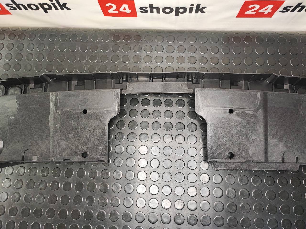 Кронштейн решетки радиатора, 4300 рублей, Красноярск