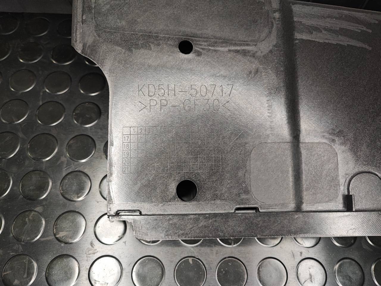 Кронштейн решетки радиатора, 4300 рублей, Красноярск