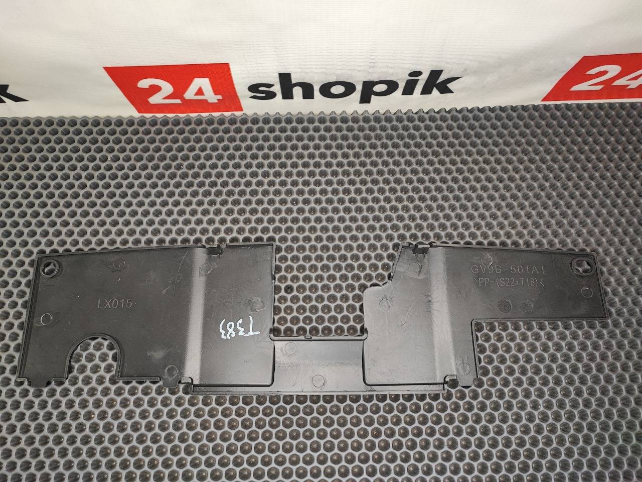 Накладка замка капота, 2200 рублей, Красноярск