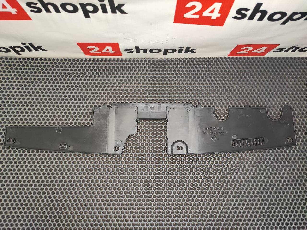 Накладка замка капота, 1300 рублей, Красноярск