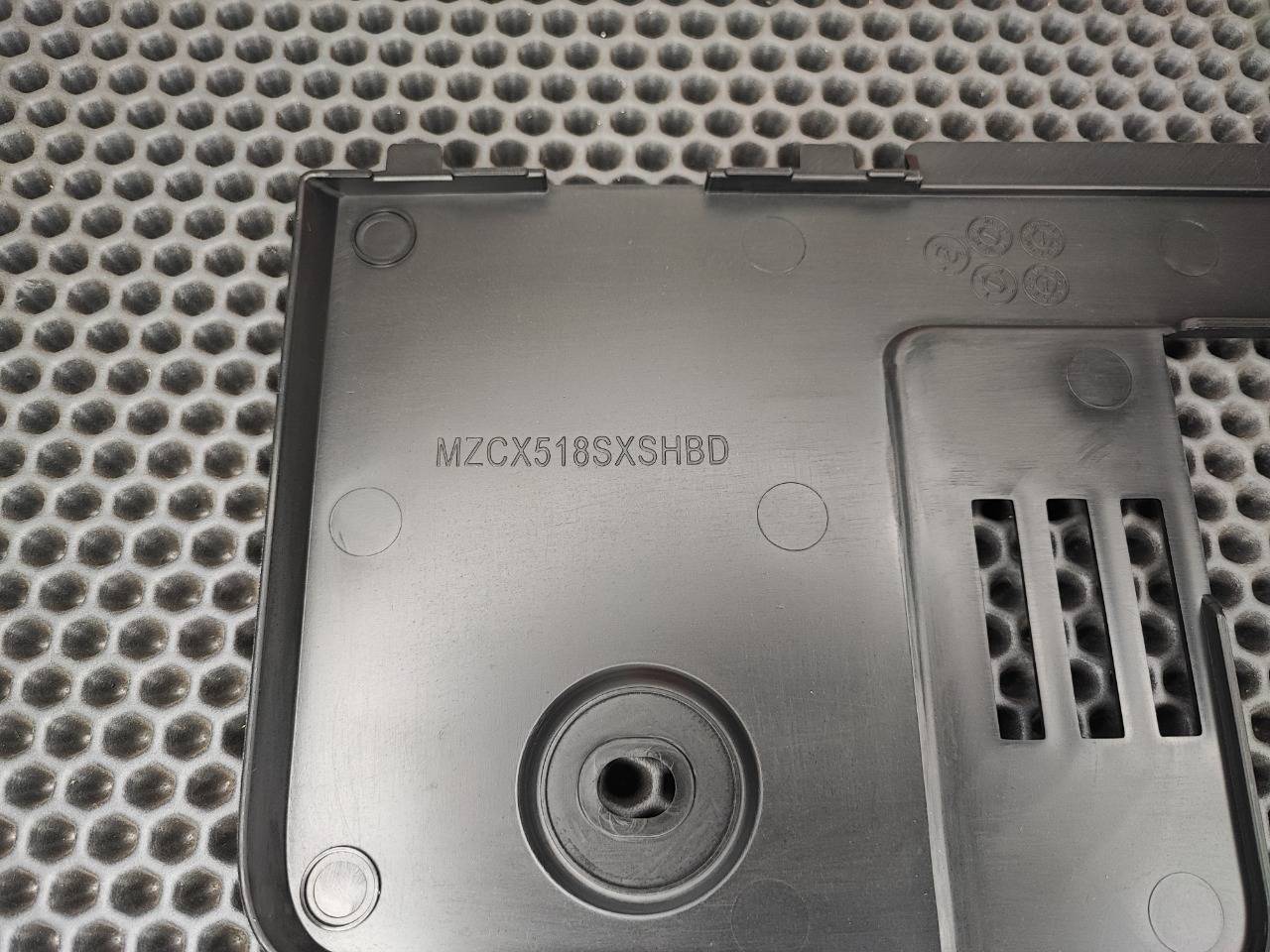 Накладка замка капота, 2200 рублей, Красноярск