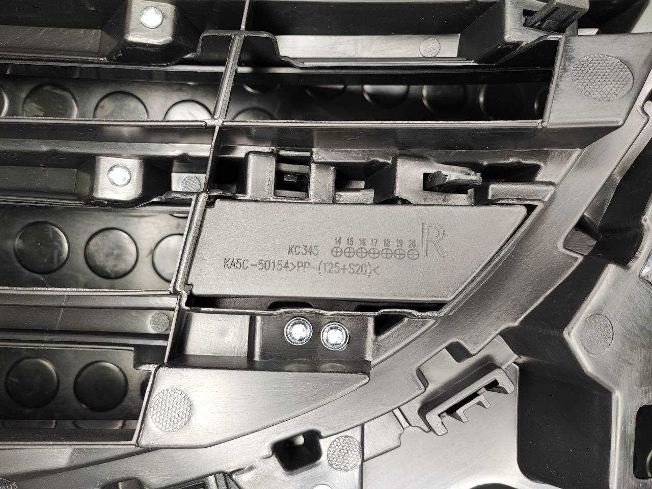 Решетка радиатора, 14100 рублей, Красноярск