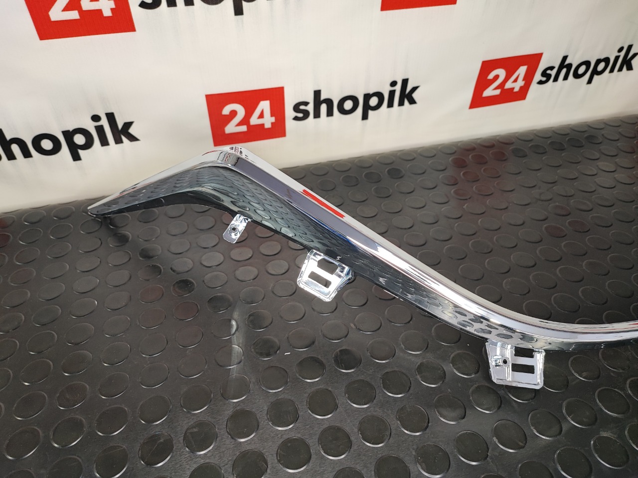 Молдинг решетки радиатора, 2500 рублей, Красноярск