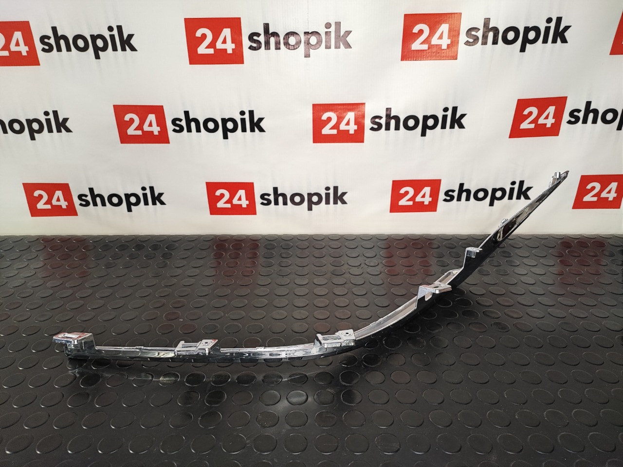 Молдинг решетки радиатора, 2500 рублей, Красноярск