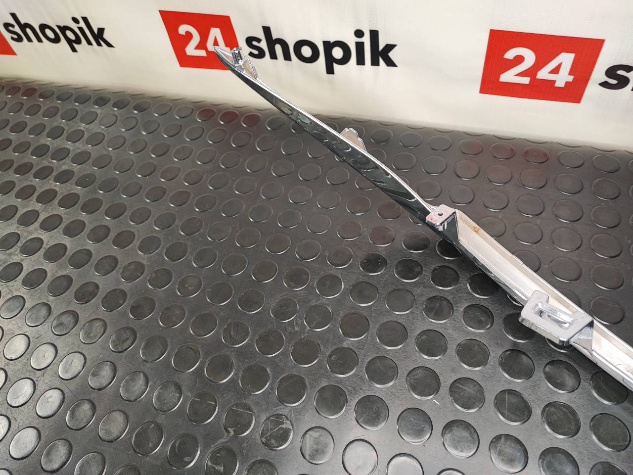 Молдинг решетки радиатора, 2500 рублей, Красноярск