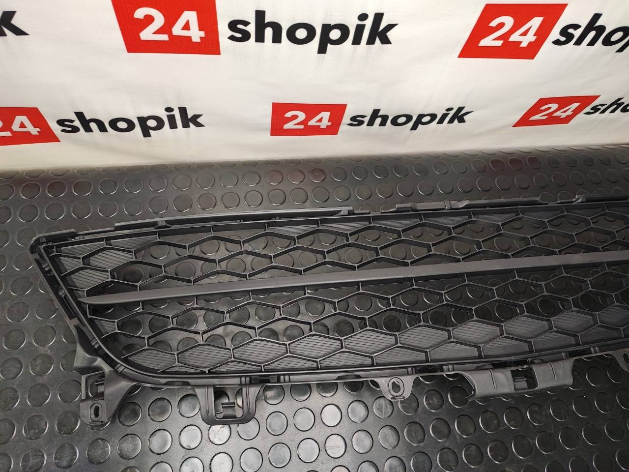 Решетка бампера, 4200 рублей, Красноярск