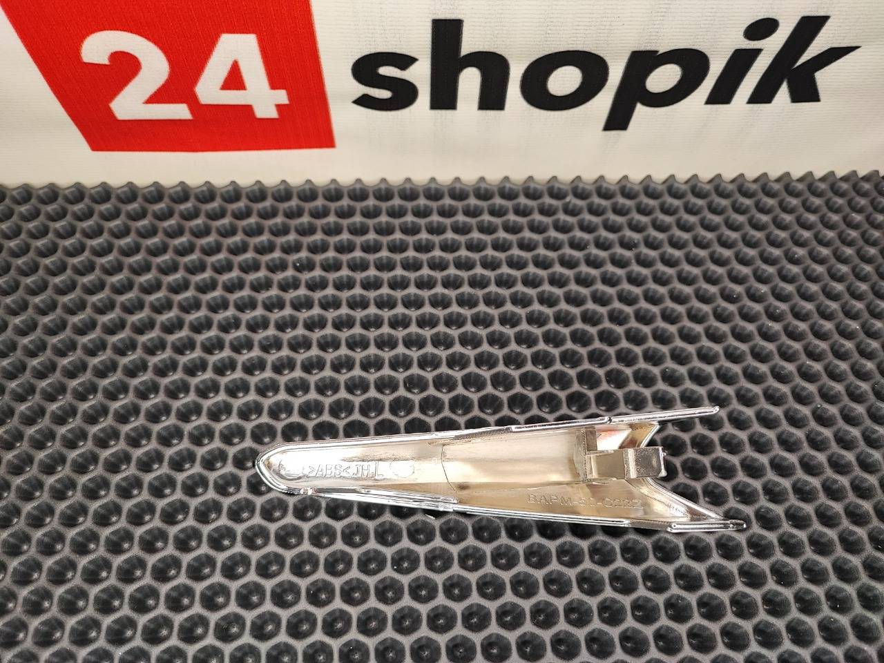 Молдинг бампера, 1000 рублей, Красноярск