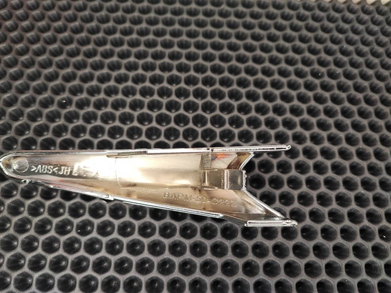 Молдинг бампера, 1000 рублей, Красноярск