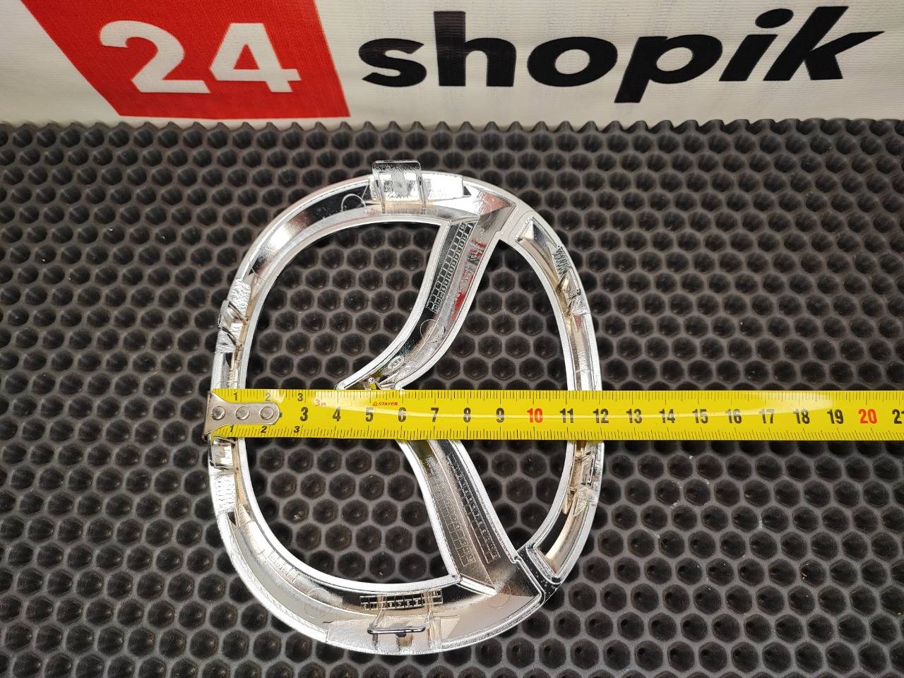 Эмблема решетки радиатора, 1600 рублей, Красноярск