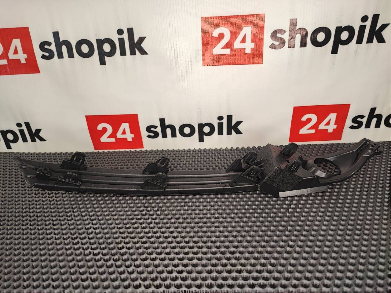 Оправа туманки, 2000 рублей, Красноярск