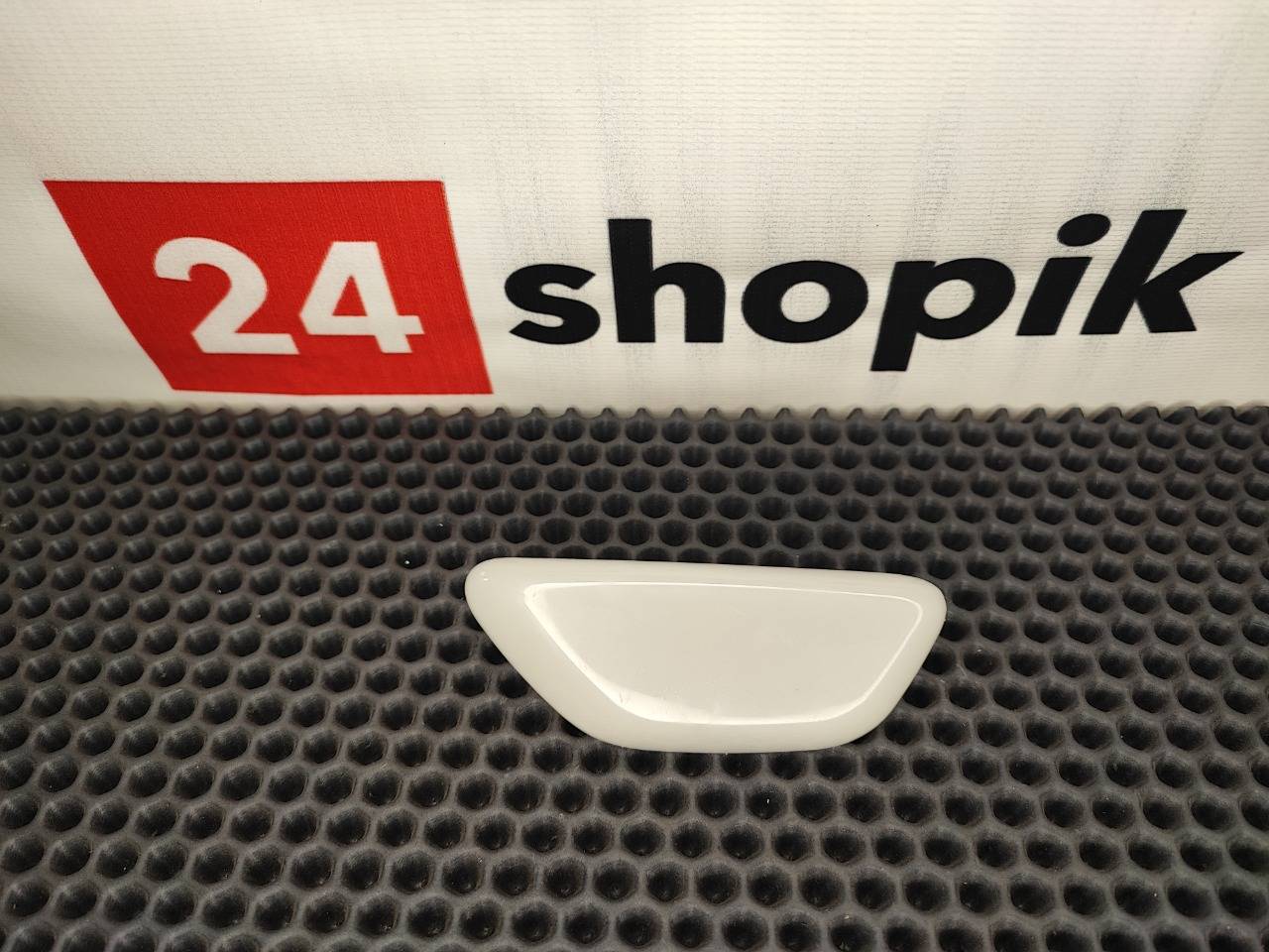 Крышка форсунки омывателя фар, 1500 рублей, Красноярск