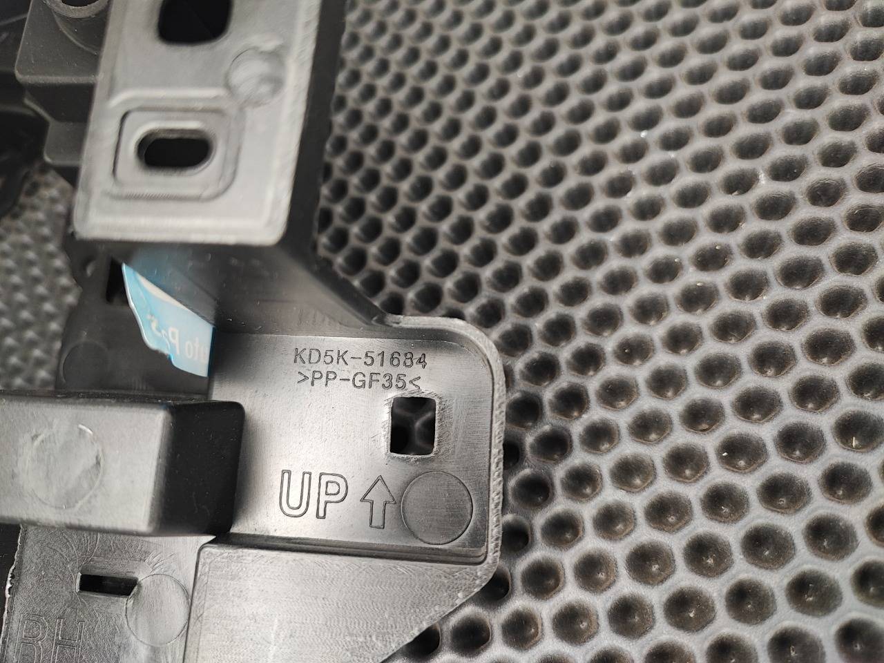 Кронштейн противотуманных фар, 1600 рублей, Красноярск