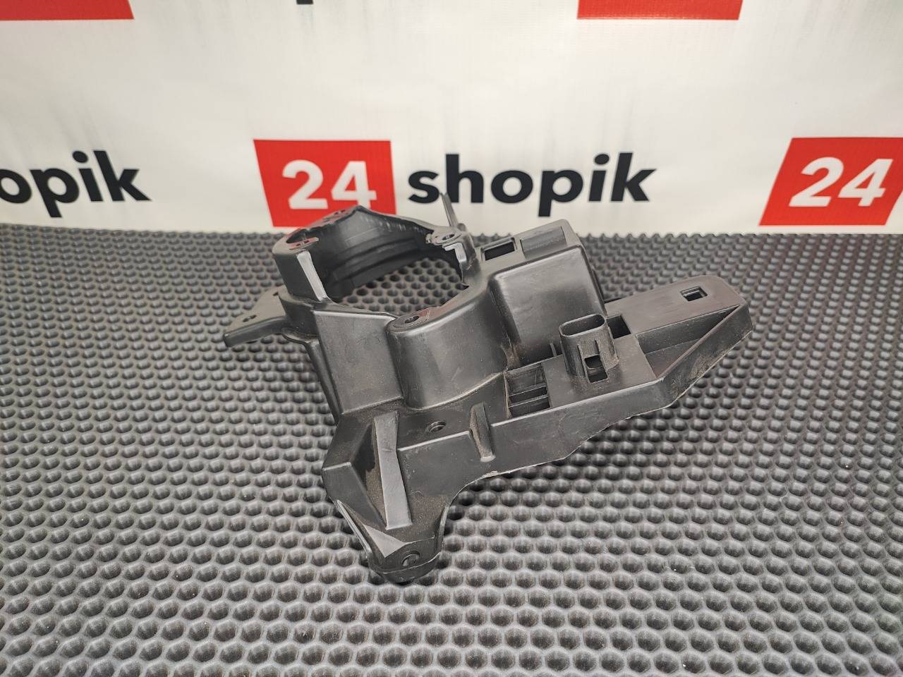 Кронштейн противотуманных фар, 1600 рублей, Красноярск