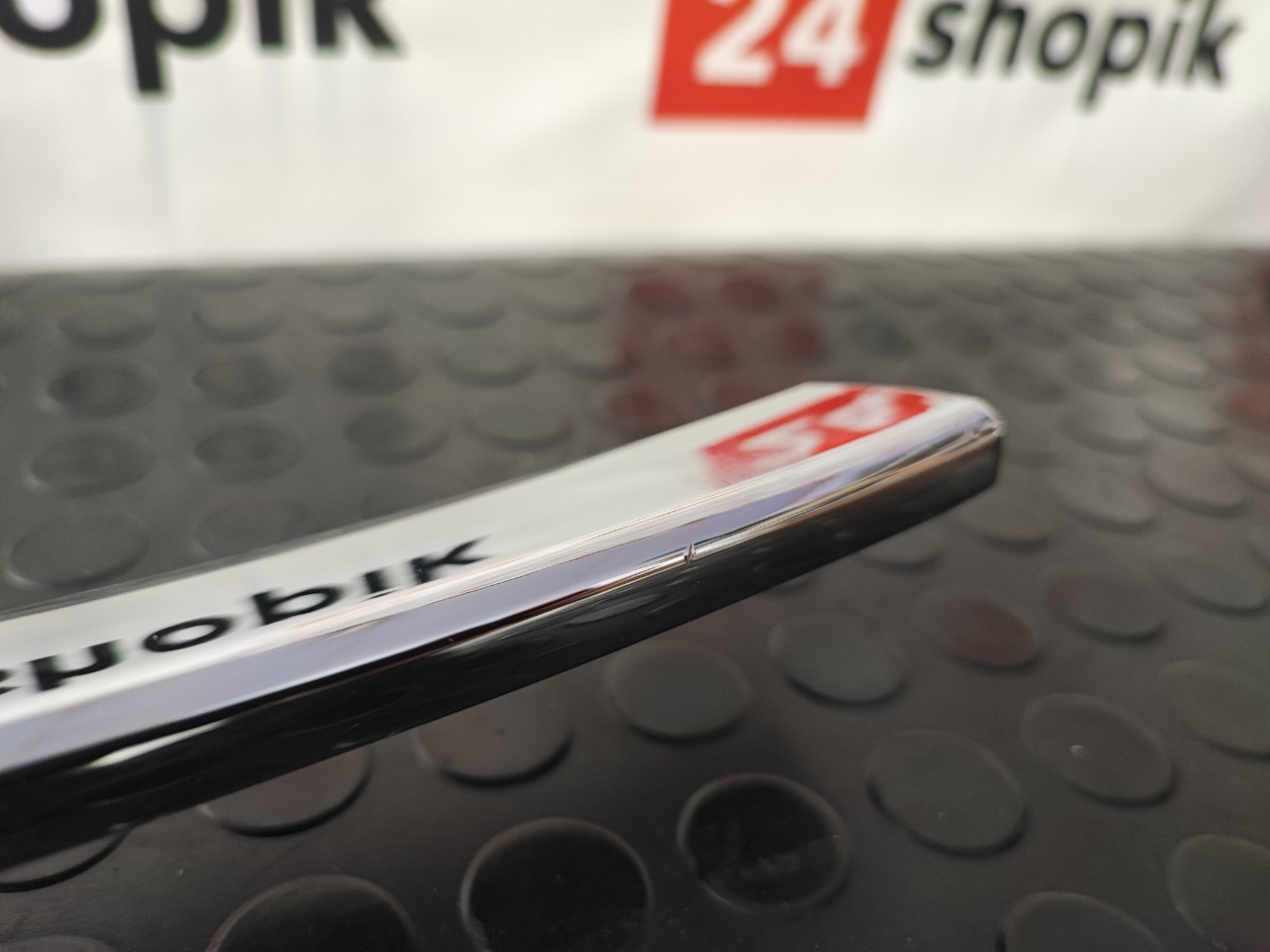 Молдинг решетки радиатора, 1900 рублей, Красноярск