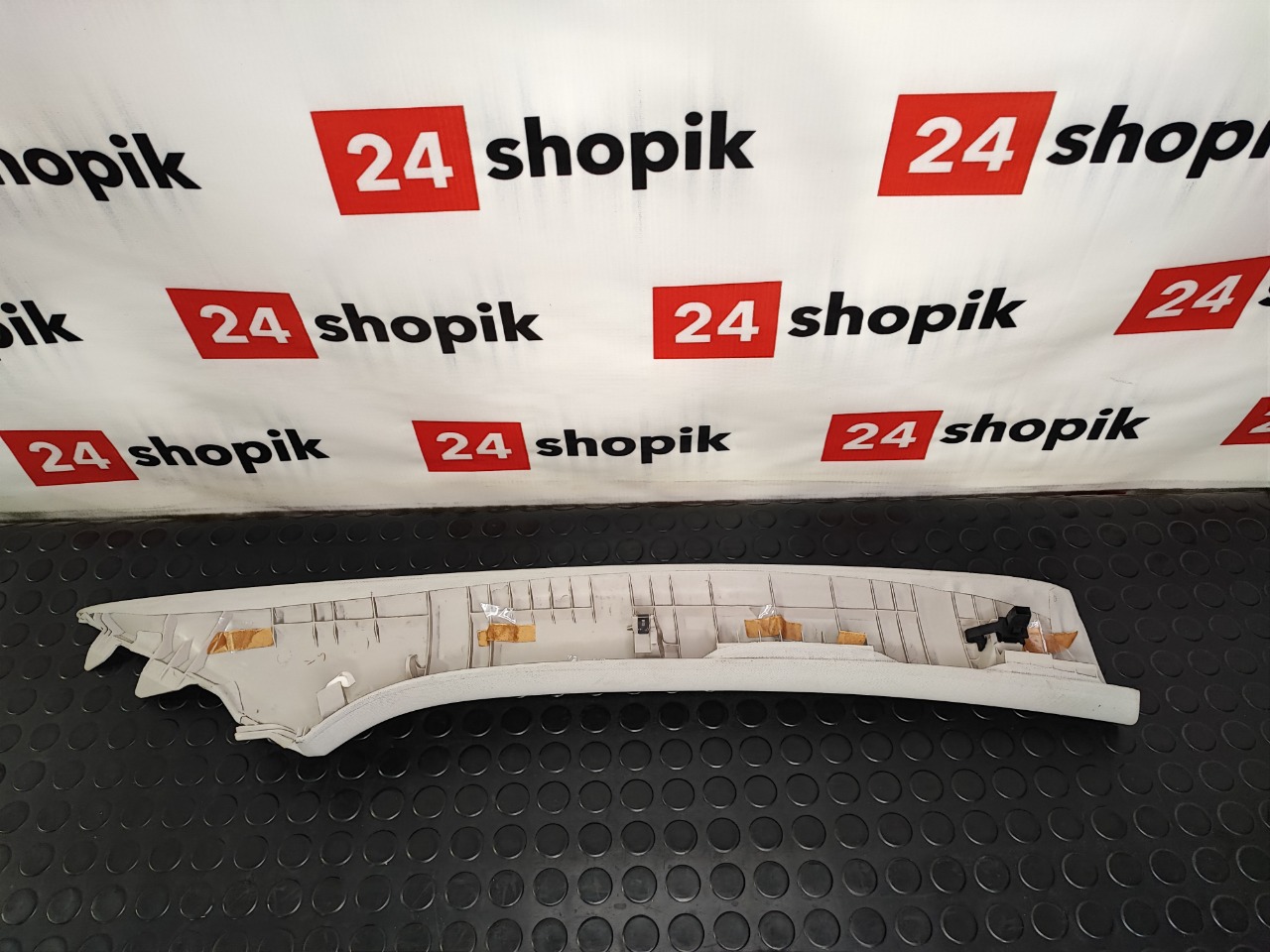 Накладка передней стойки, 1500 рублей, Красноярск