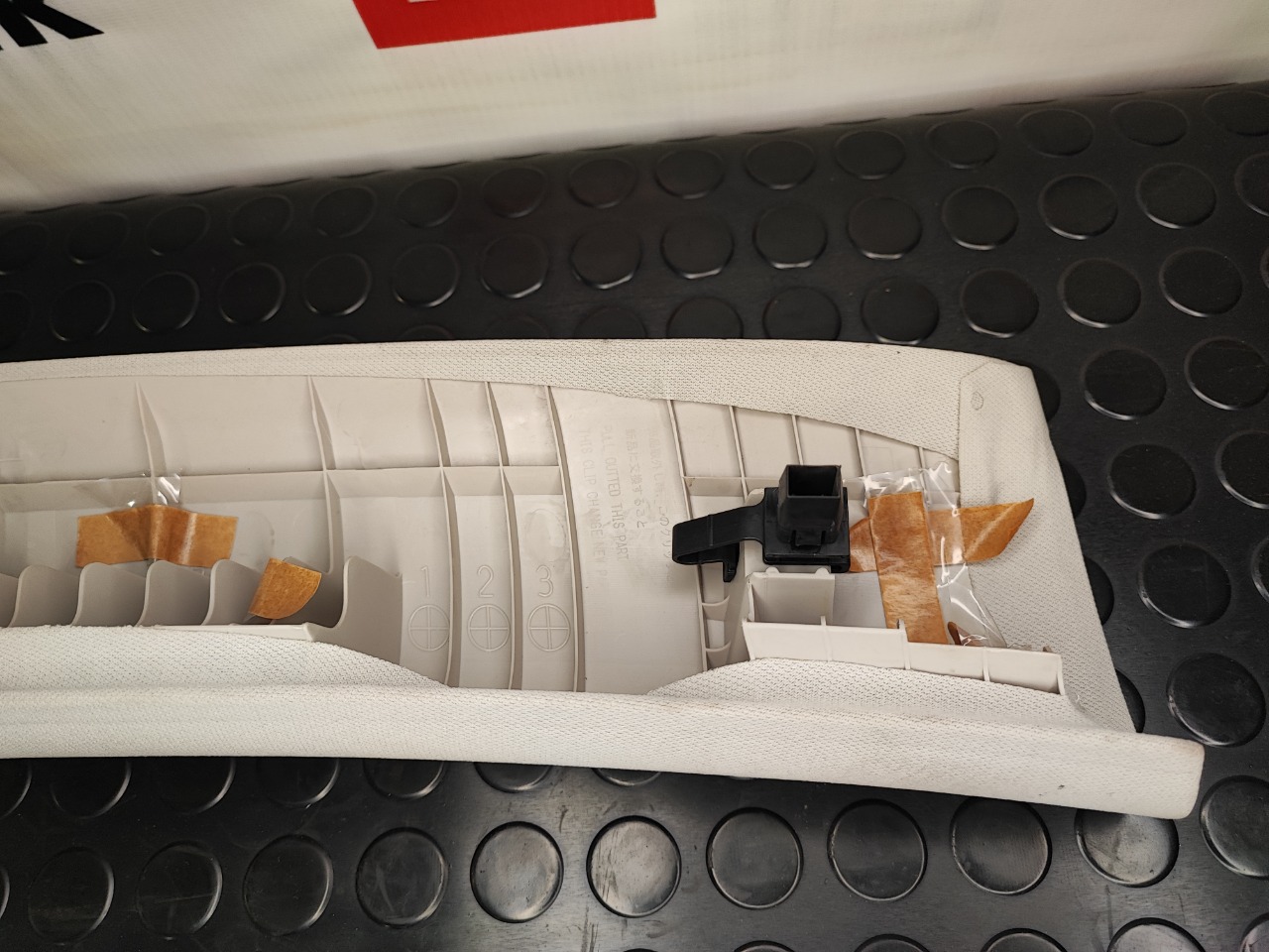 Накладка передней стойки, 1500 рублей, Красноярск