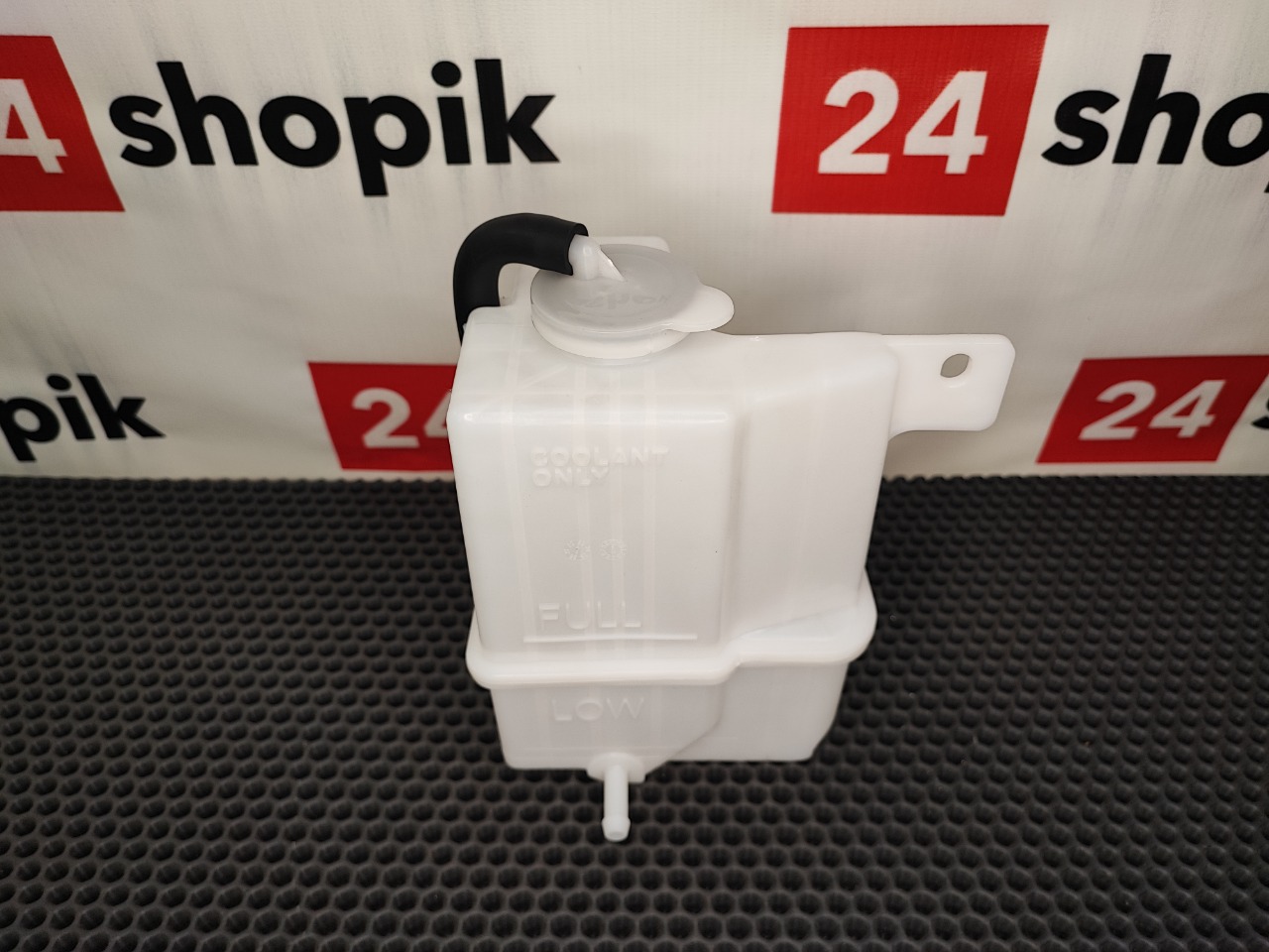 Расширительный бачок, 1800 рублей, Красноярск