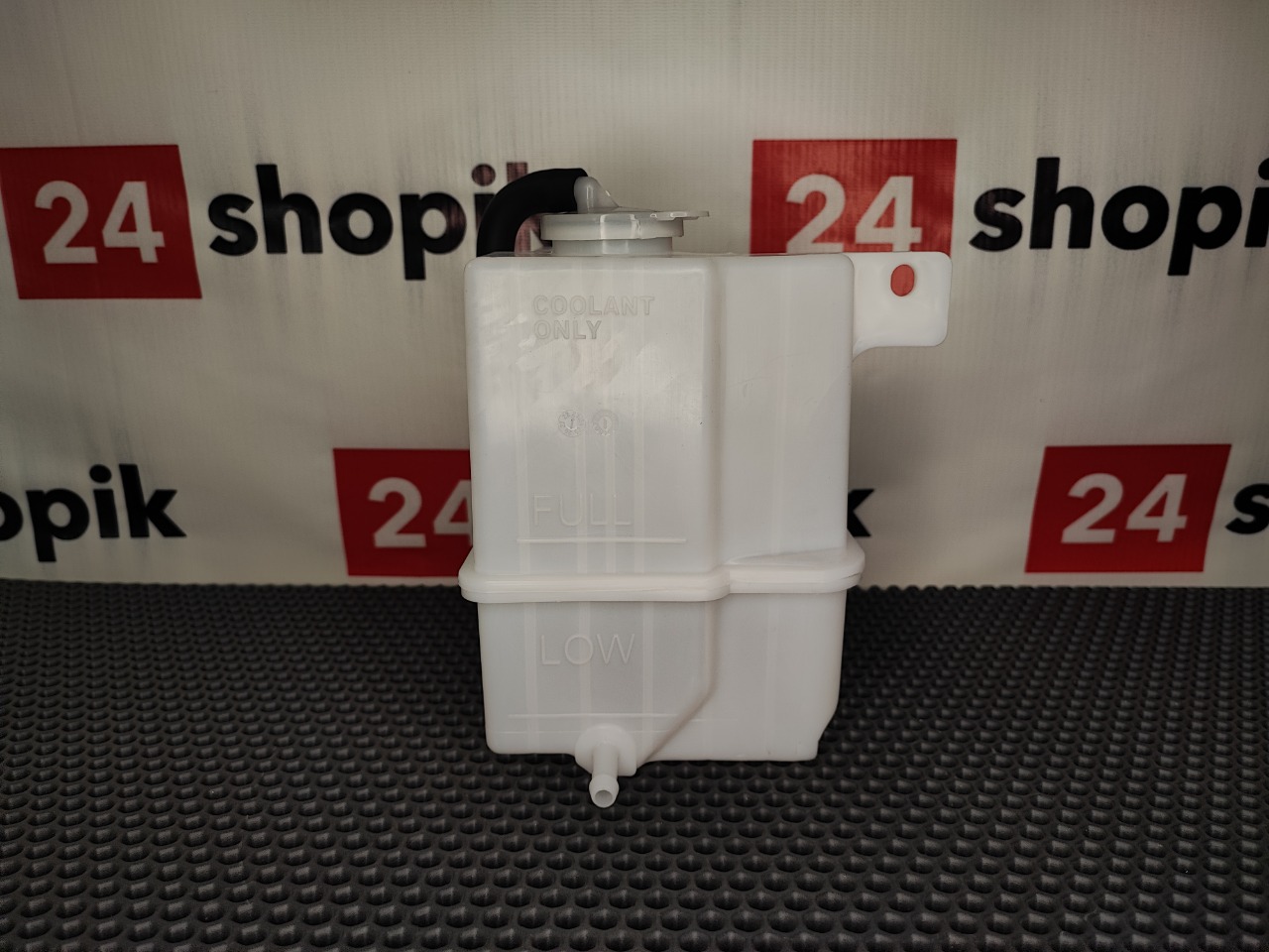 Расширительный бачок, 1800 рублей, Красноярск