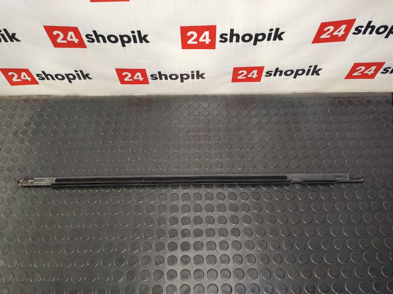 Молдинг стекла двери, 1100 рублей, Красноярск