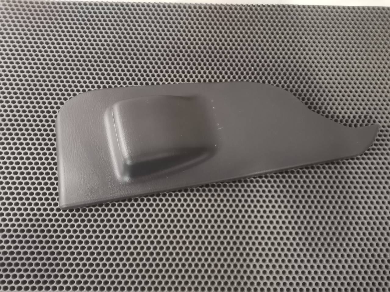 Накладка багажника, 1000 рублей, Красноярск