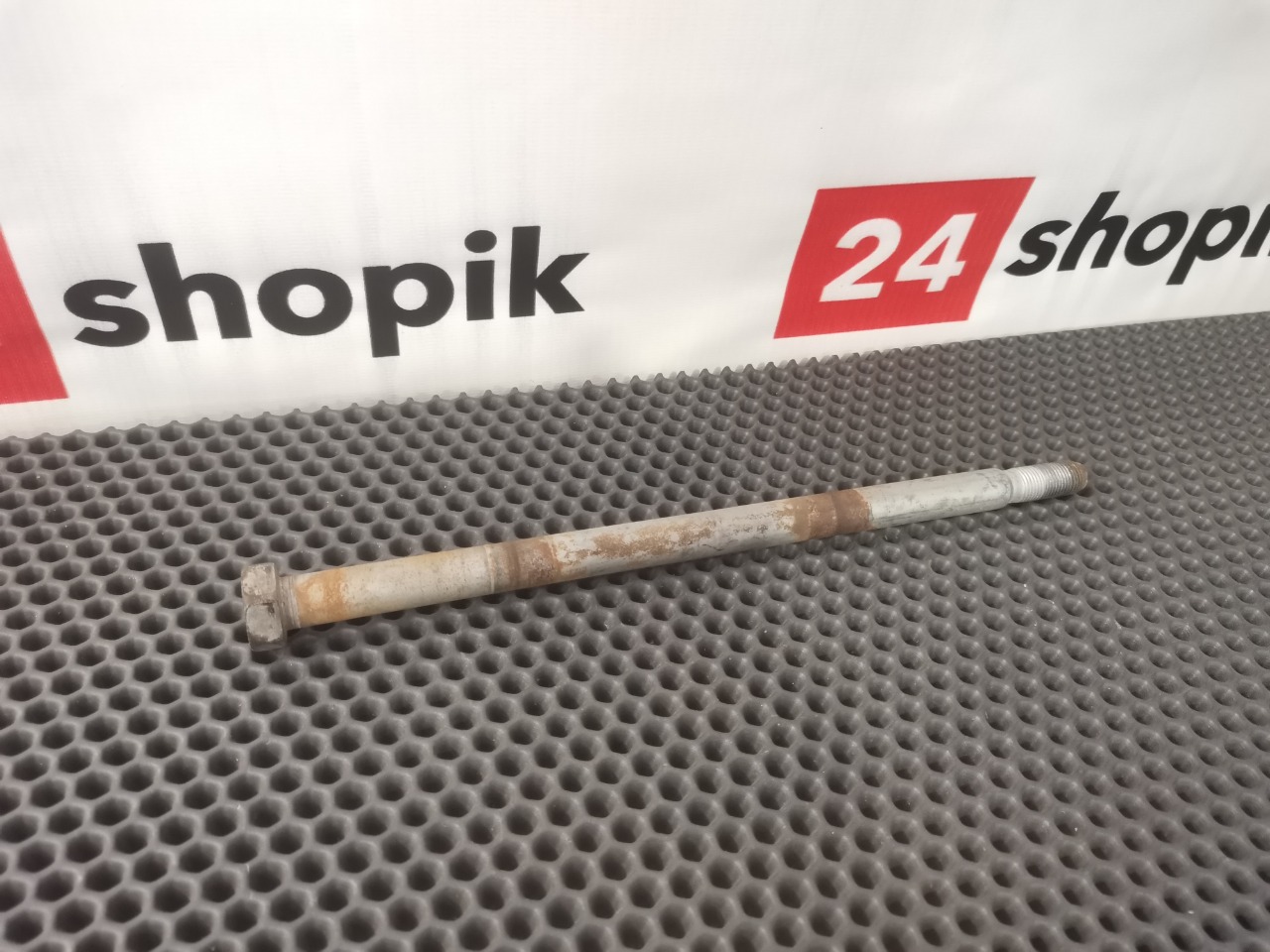 Болт подвески, 1350 рублей, Красноярск