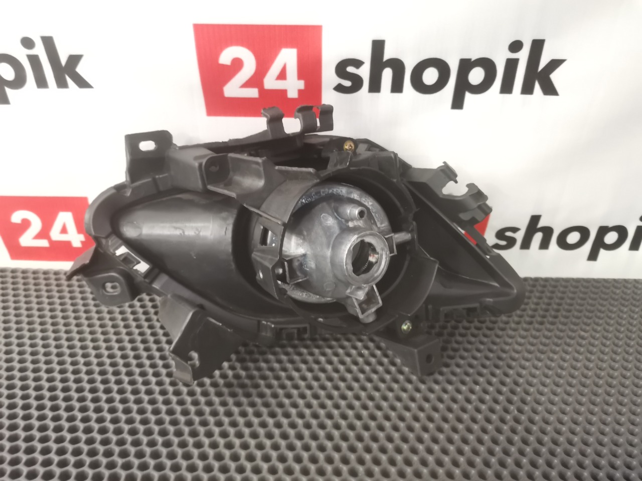 фара противотуманная, 4800 рублей, Красноярск