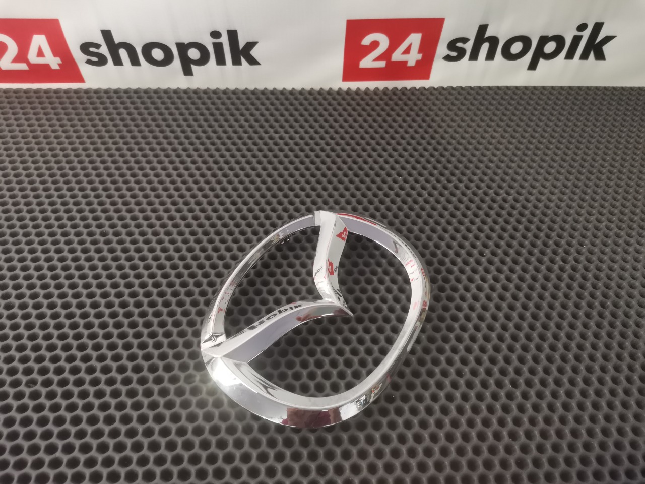 Эмблема решетки радиатора, 1400 рублей, Красноярск