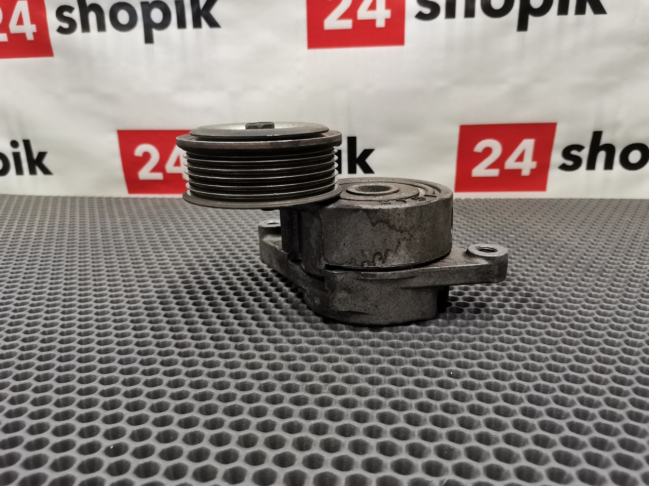 Ролик натяжителя, 2500 рублей, Красноярск