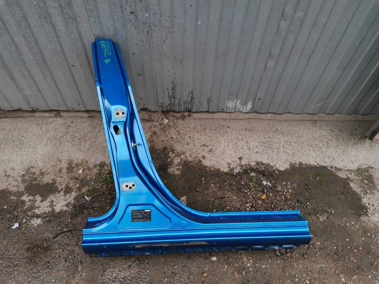 Центральная стойка кузова, 4900 рублей, Красноярск