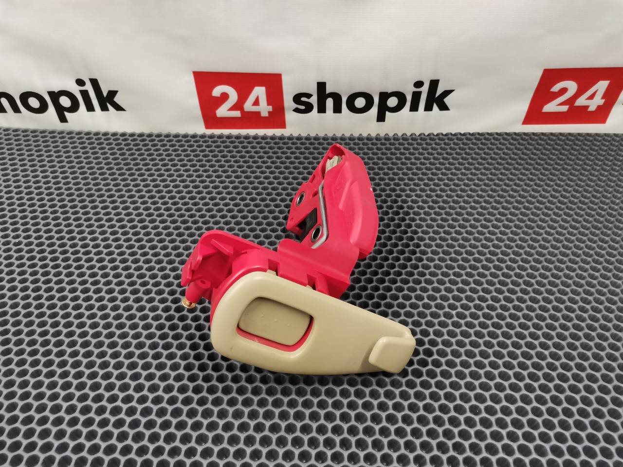 Замок спинки сиденья, 900 рублей, Красноярск