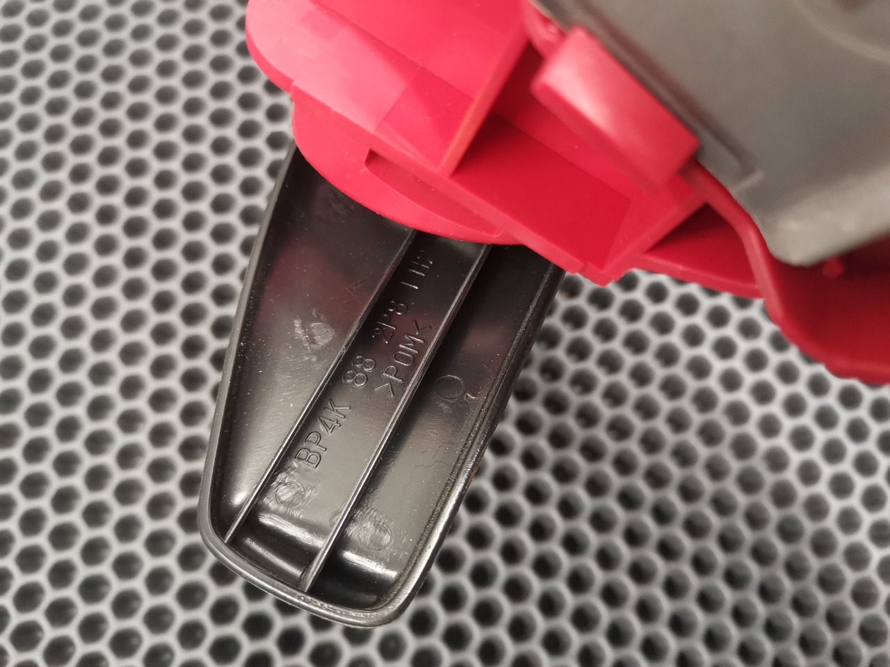 Замок спинки сиденья, 900 рублей, Красноярск