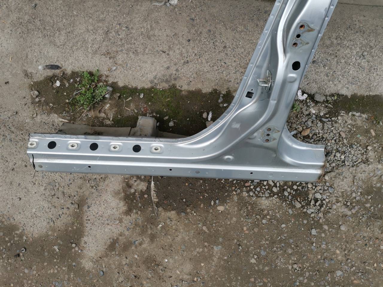 Центральная стойка кузова, 4800 рублей, Красноярск