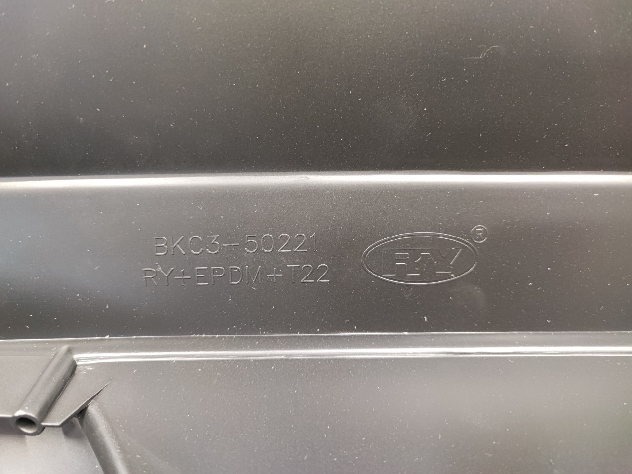 Бампер, 14300 рублей, Красноярск