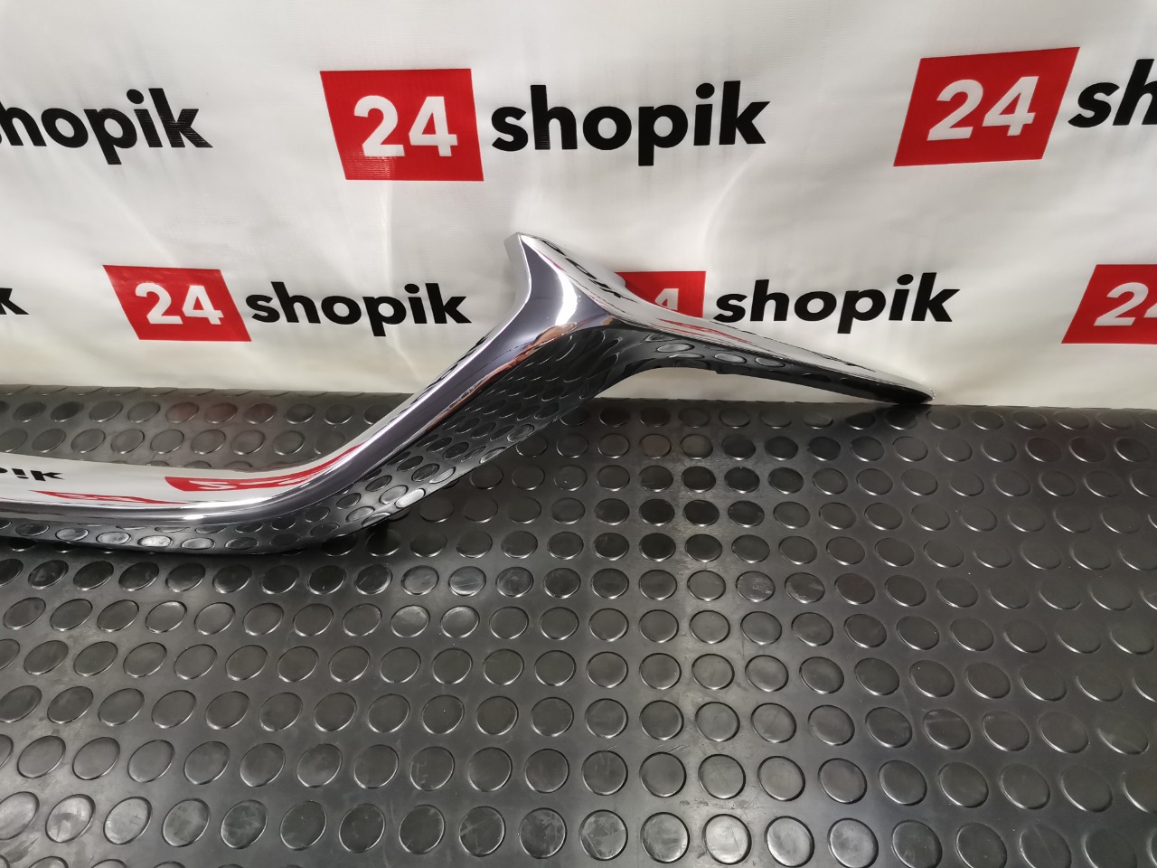 Молдинг решетки радиатора, 4100 рублей, Красноярск