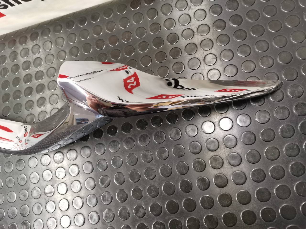 Молдинг решетки радиатора, 4100 рублей, Красноярск