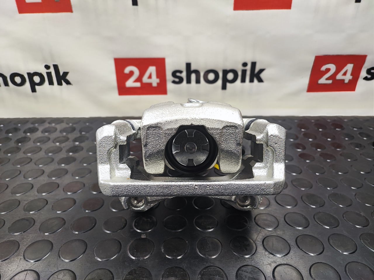 Суппорт тормозной, 8300 рублей, Красноярск