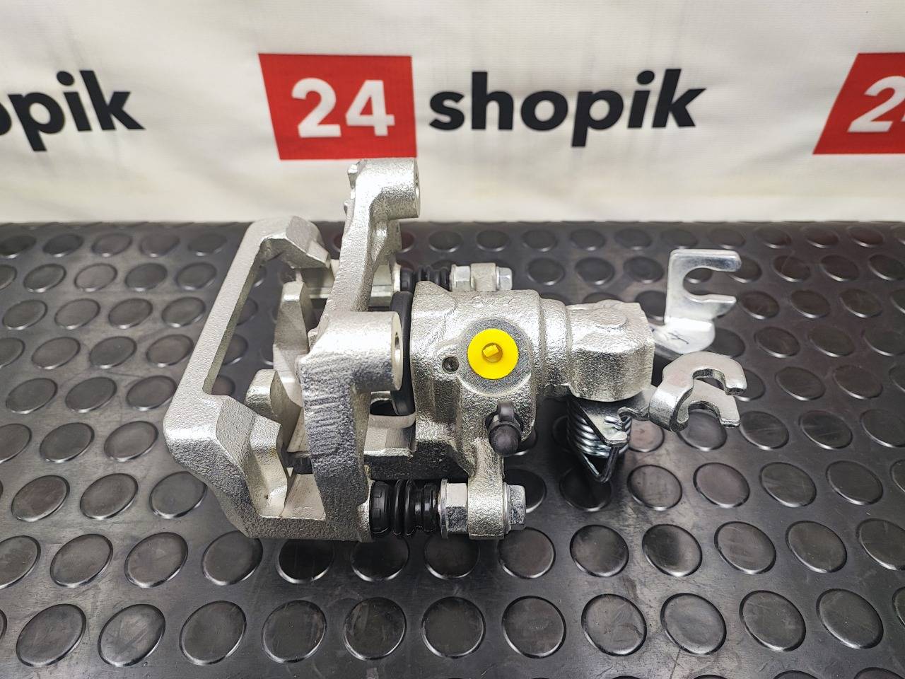 Суппорт тормозной, 8300 рублей, Красноярск