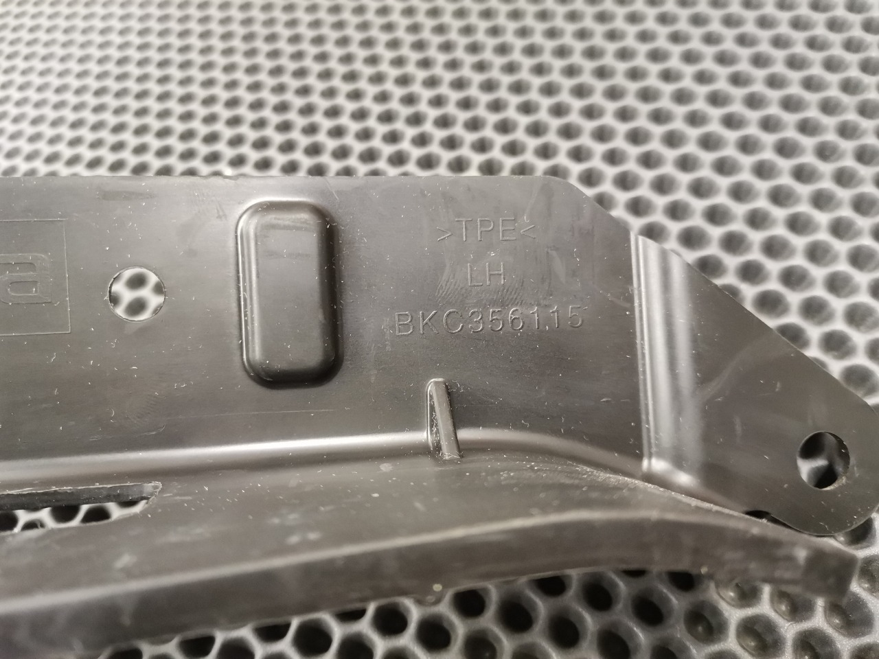 Брызговик, 1800 рублей, Красноярск