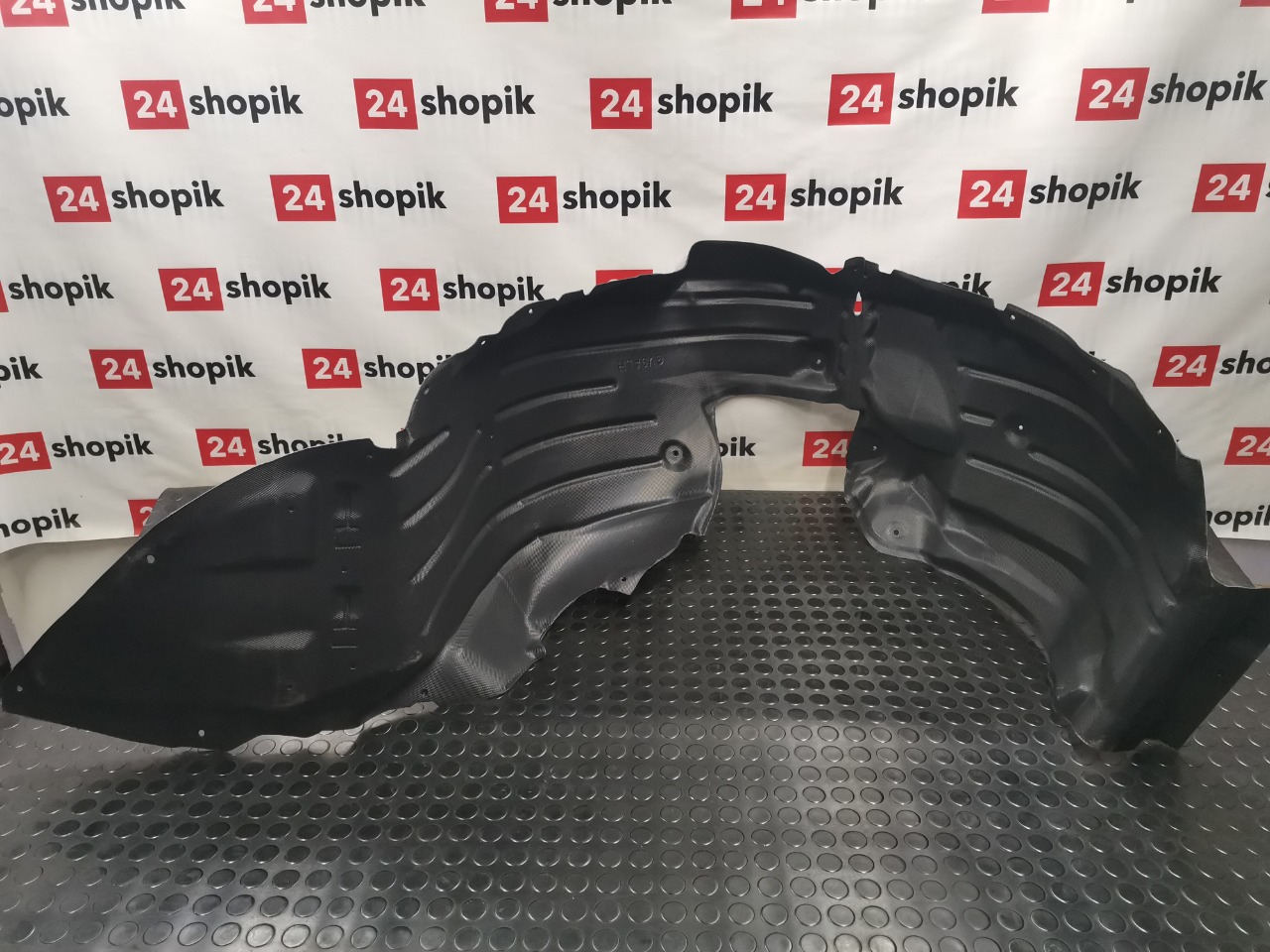 Подкрылок, 2000 рублей, Красноярск