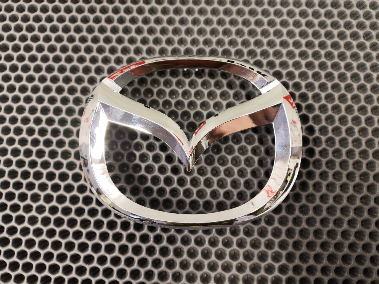 Эмблема решетки радиатора, 1600 рублей, Красноярск