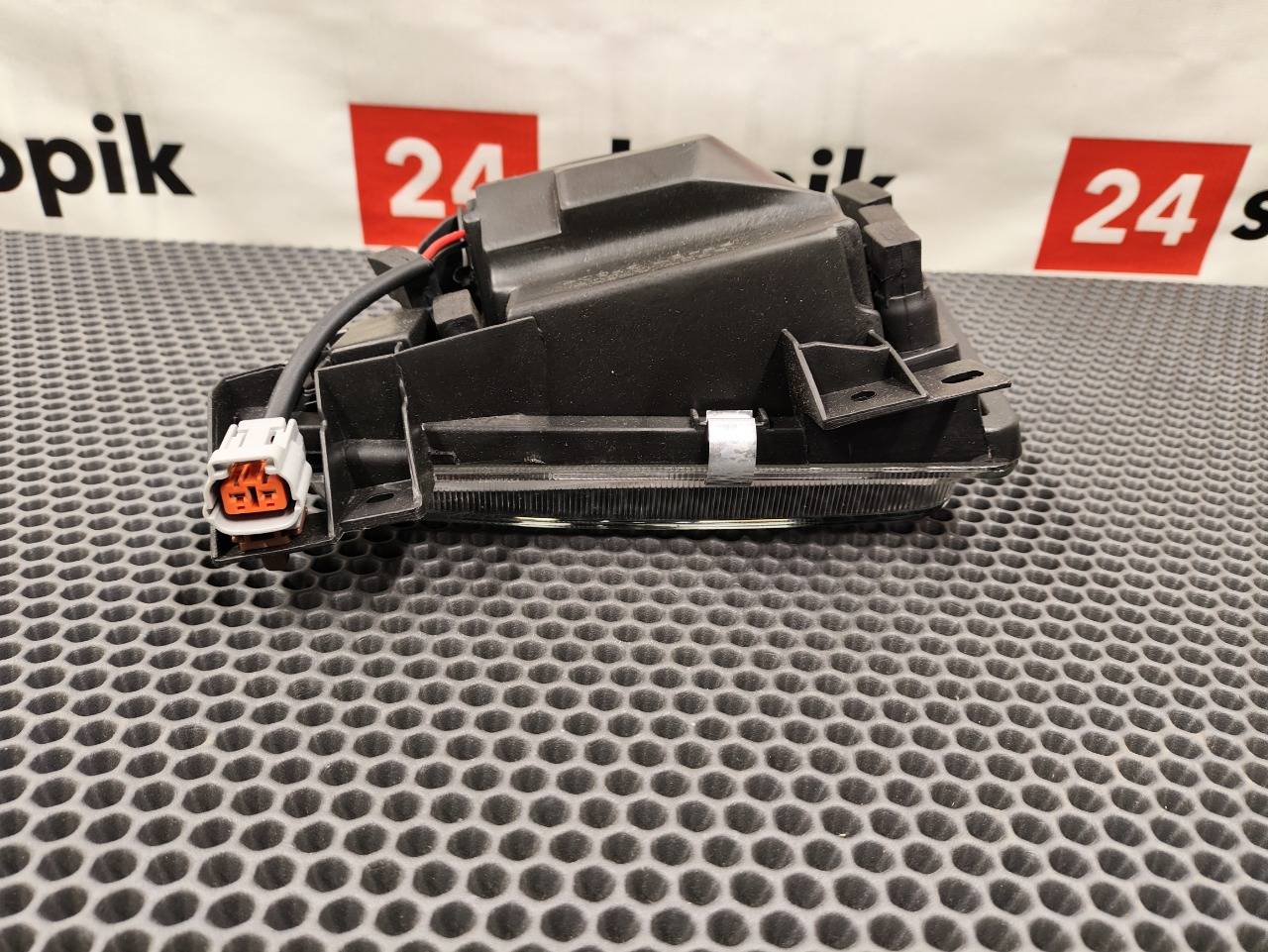 фара противотуманная, 2800 рублей, Красноярск