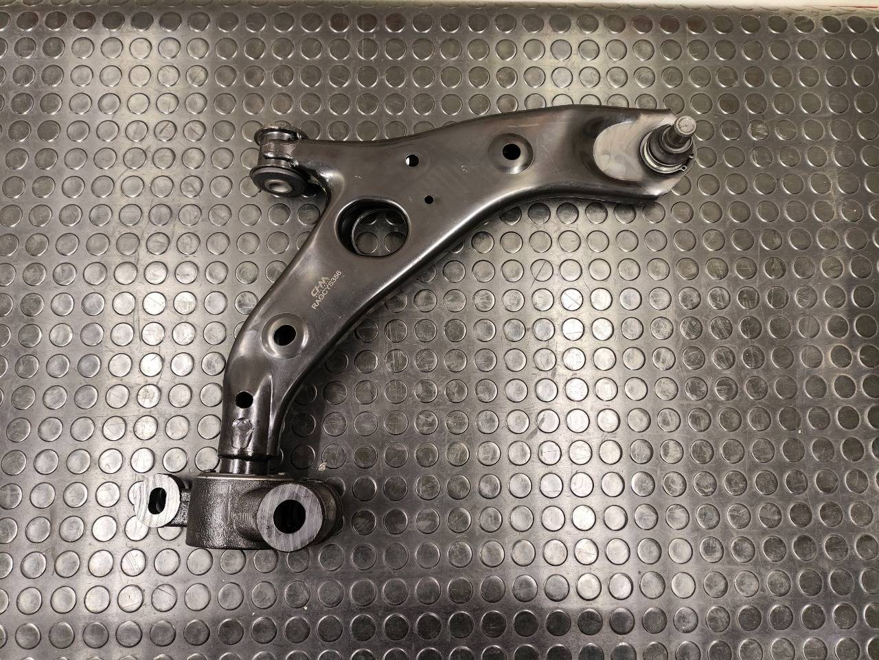 Рычаг, 9400 рублей, Красноярск