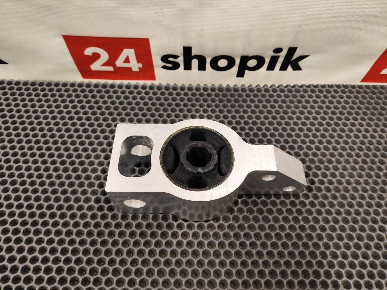 Сайлент-блок рычага, 2900 рублей, Красноярск