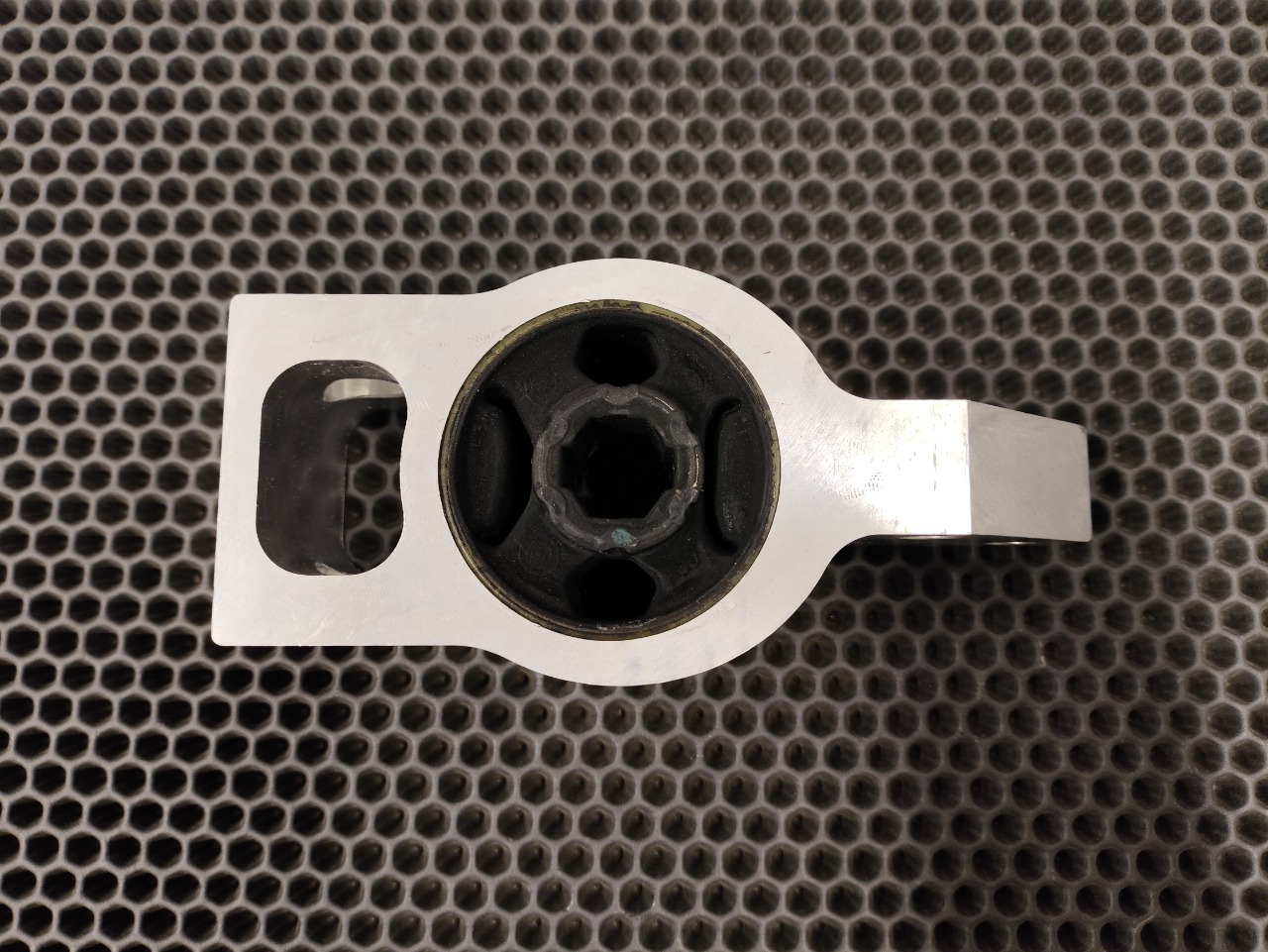 Сайлент-блок рычага, 2900 рублей, Красноярск