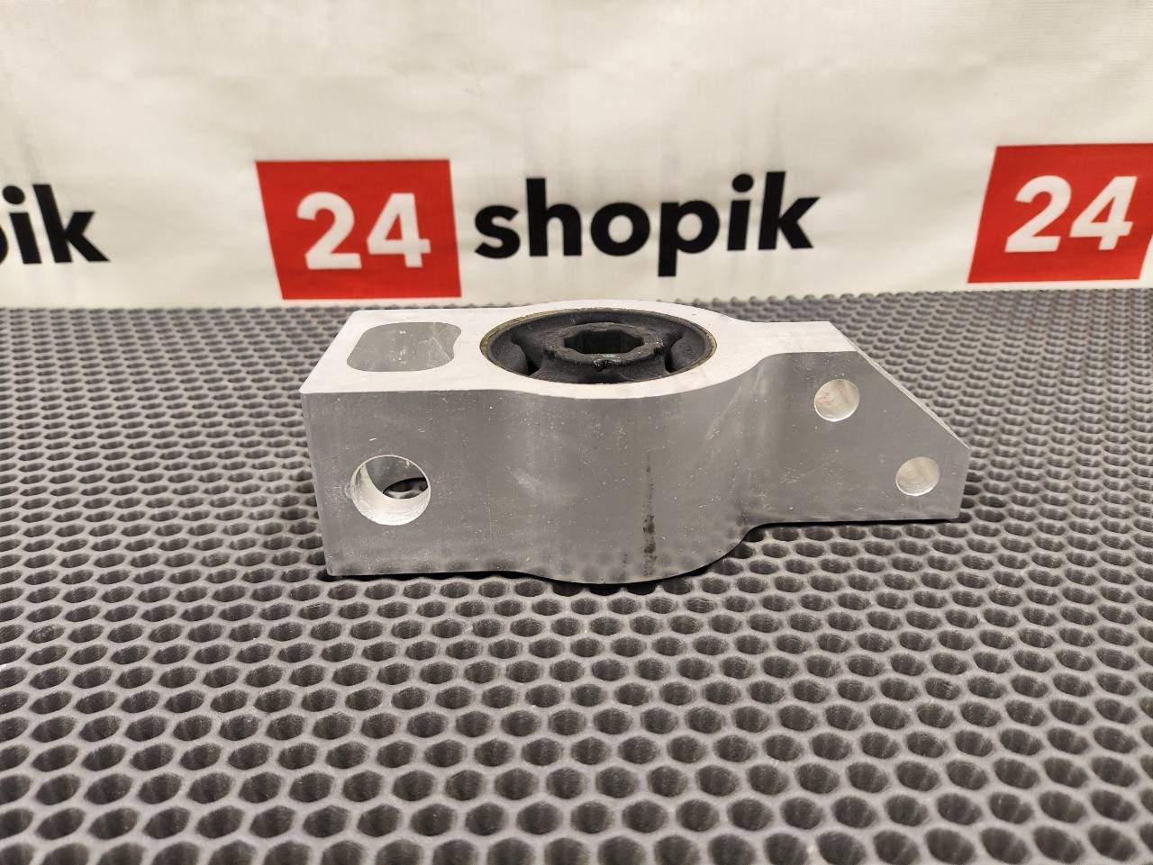 Сайлент-блок рычага, 2900 рублей, Красноярск