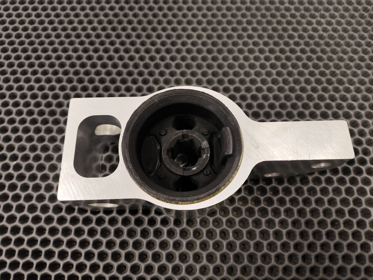 Сайлент-блок рычага, 2900 рублей, Красноярск