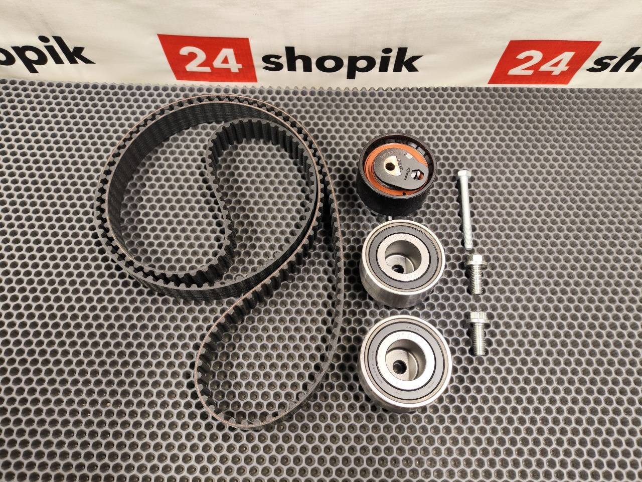 Комплект ГРМ, 25300 рублей, Красноярск